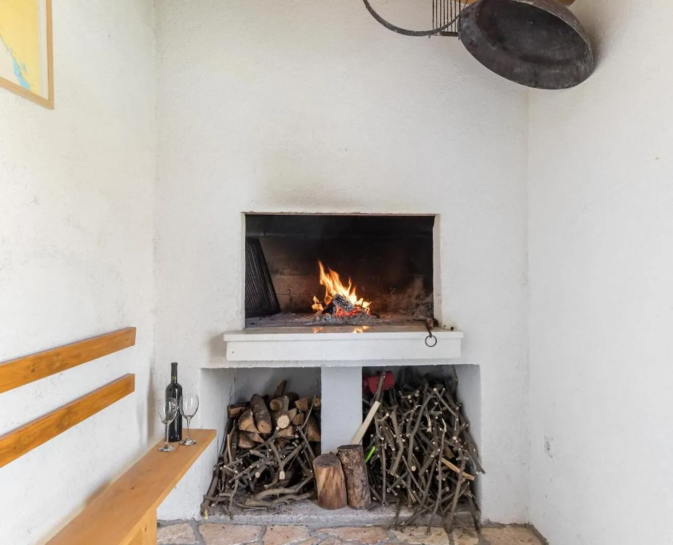 Tonina - House With Terrace, Jacuzzi, Free Parking Apartment Split