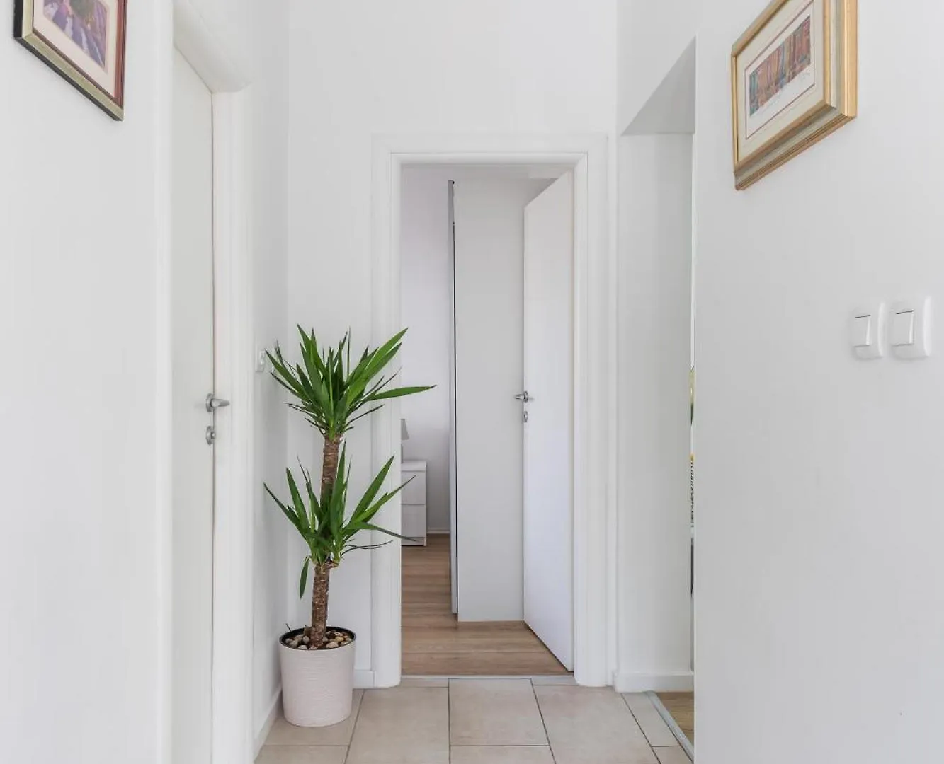 Tonina - House With Terrace, Jacuzzi, Free Parking Apartment Split